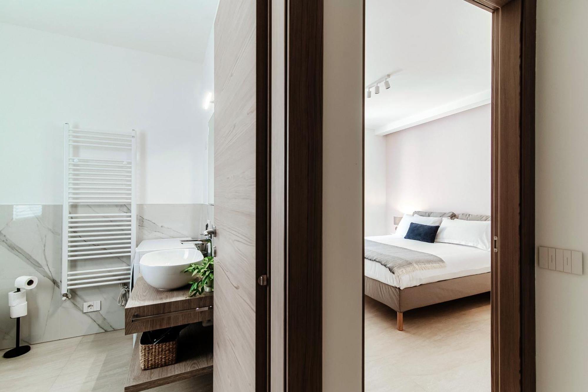 Lario Suite Apartments By Quokka 360 - With Parking Next To Como City المظهر الخارجي الصورة