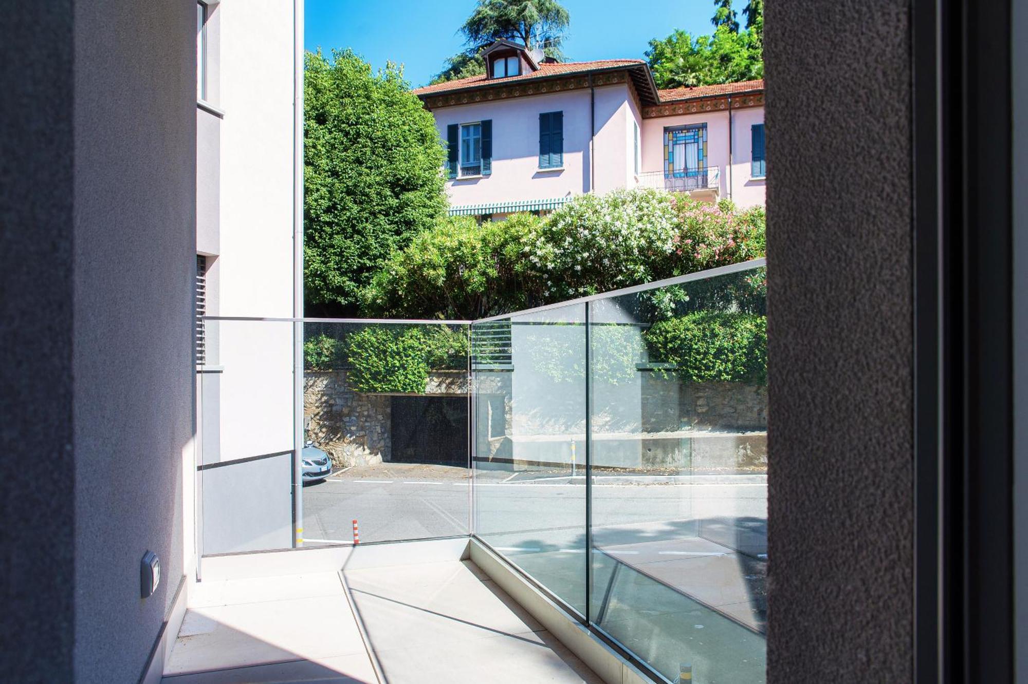 Lario Suite Apartments By Quokka 360 - With Parking Next To Como City المظهر الخارجي الصورة